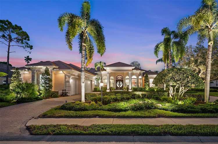 7309 Barclay Ct University Park, FL 34201