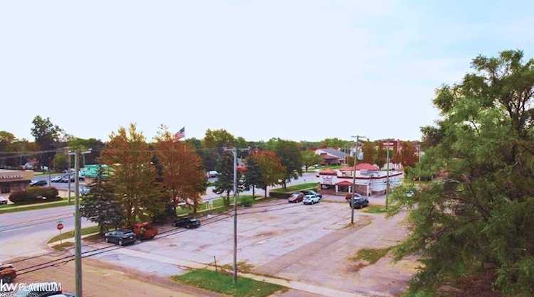 7051 Wayne Wayne, MI 48185 | MLS 58050128333 Photo 1