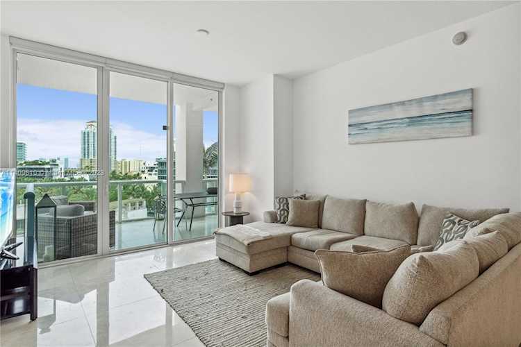 50 S Pointe Dr #805 Miami Beach, FL 33139