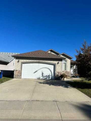 77 Pondside Crescent Blackfalds, AB T4M 0G3