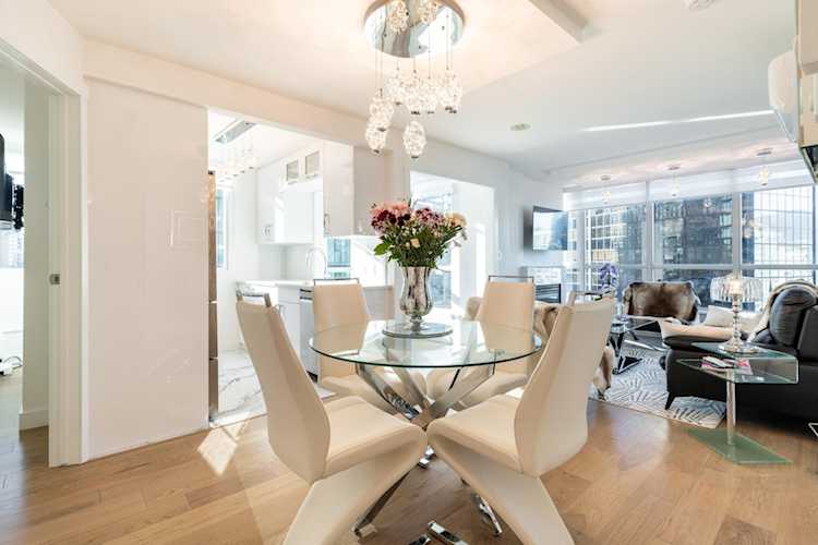 1328 W Pender Street #2102 Vancouver, BC V6E 4T1