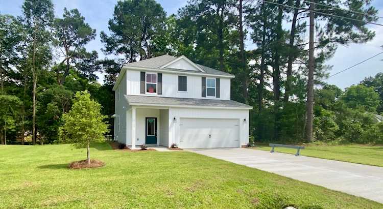 1102 Graham Street Saint Stephen, SC 29479