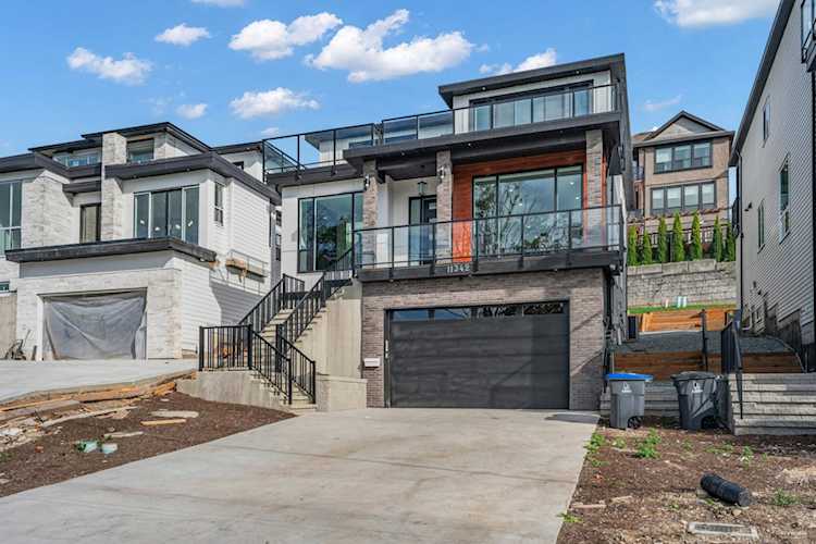 11342 River Road Surrey, BC V3V 2V6