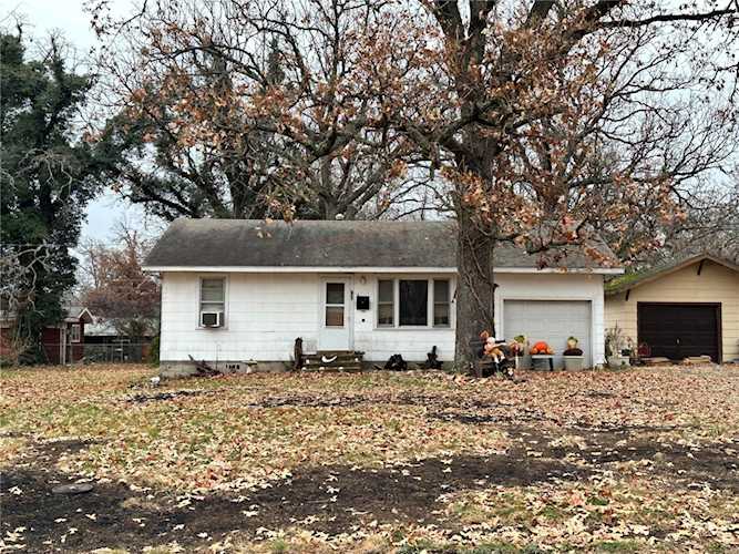 740 Bennett St Lebanon, MO 65536 | MLS 23068561 Photo 1