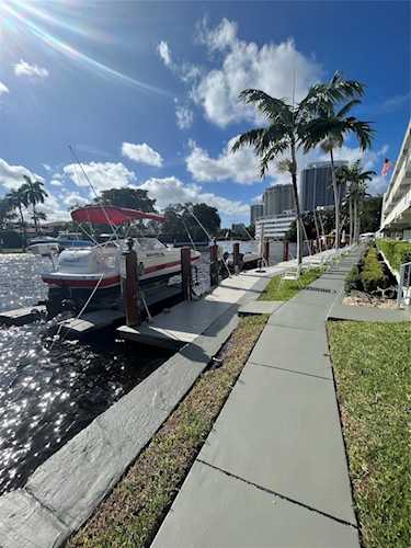 1000 SE 4th St #304 Fort Lauderdale, FL 33301