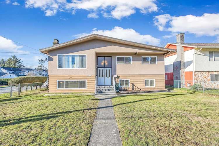 8605 116 Street Delta, BC V4C 5W1