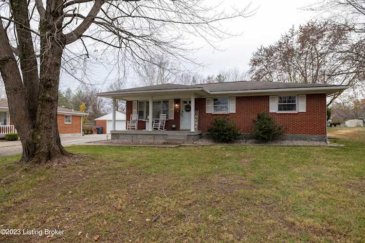 120 Rosebank Ct Fairdale, KY 40118