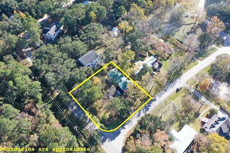 1325 Zacoma Drive Mount Pleasant, SC 29466