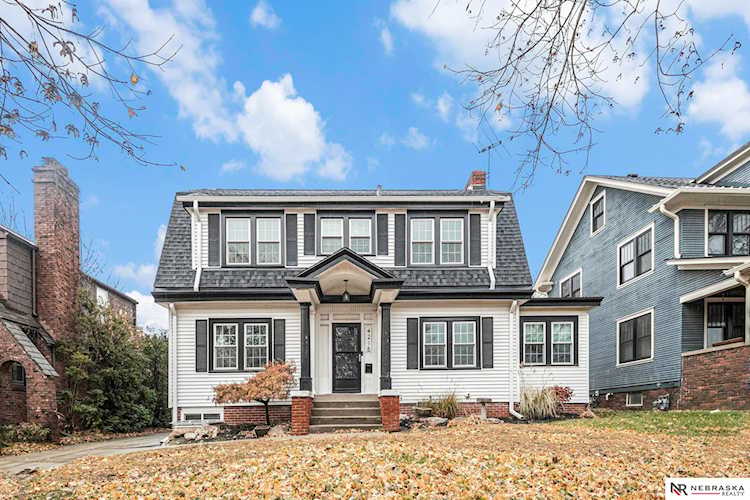 4216 William St Omaha, NE 68105