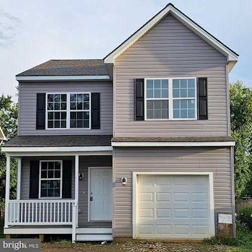 325 Orchard Rd Edgewater, MD 21037