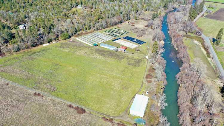 175 Lomas Rd Jacksonville, OR 97530
