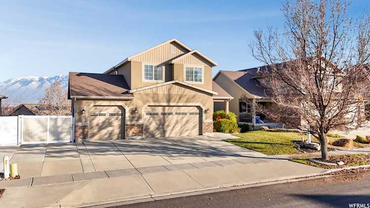 12237 S Black Powder Dr Herriman, UT 84096