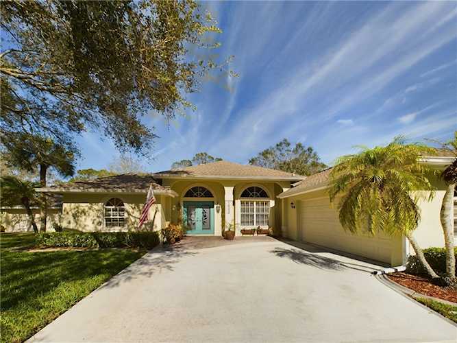 1682 Galilean Ln Sebastian, FL 32958