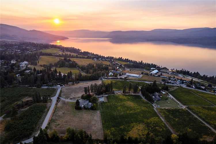 4855 Chute Lake Road Kelowna, BC V1W4M3