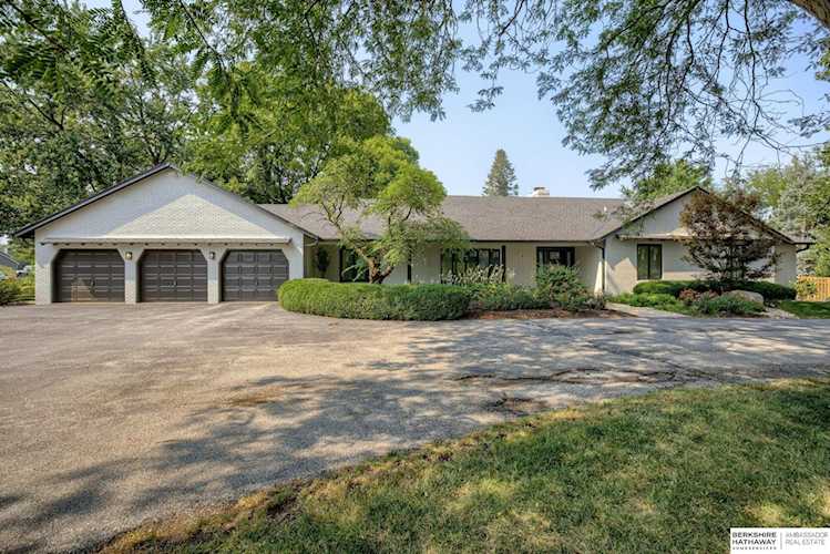 290 S 208 St Omaha, NE 68022 | MLS 22321869 Photo 1