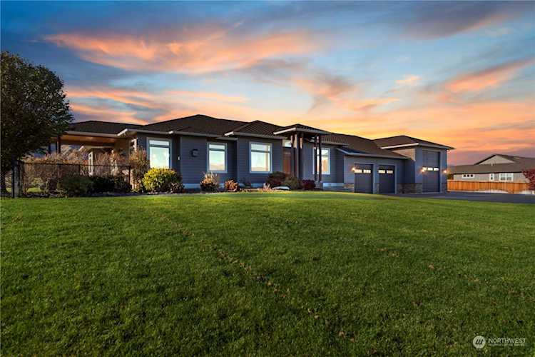 200 Summer Ridge Ln Malaga, WA 98828