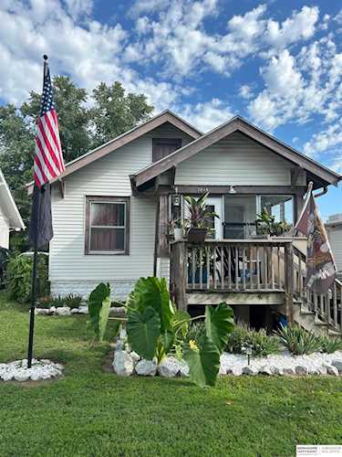 3016 Arcadia Ave Omaha, NE 68111