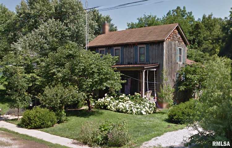 304 E Main St Pleasant Plains, IL 62677