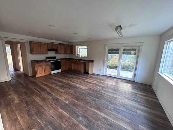 4800 Galice Rd Merlin, OR 97532