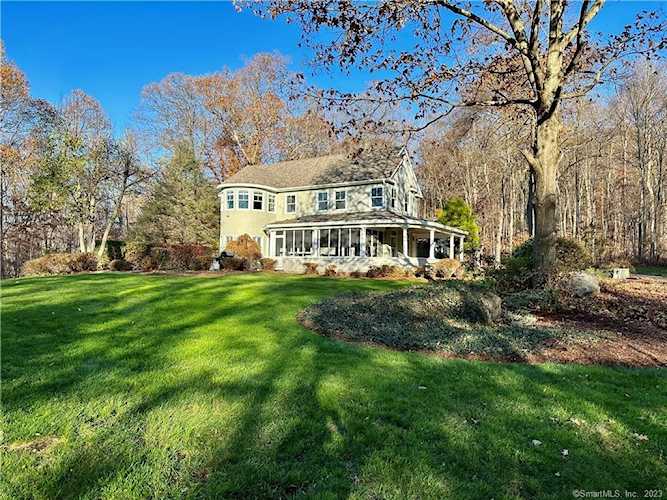 356 Woodland St Glastonbury, CT 06073