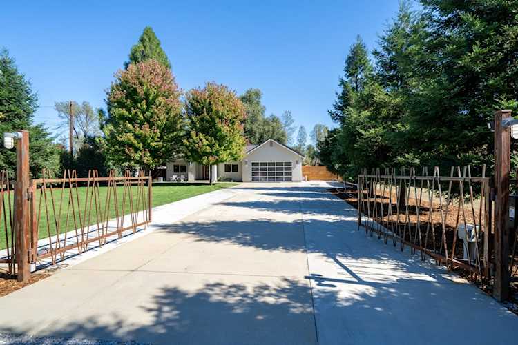 11429 Hawley Rd Redding, CA 96003 MLS 234050