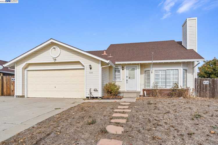 1920 Gateway Dr Oakley, CA 94561