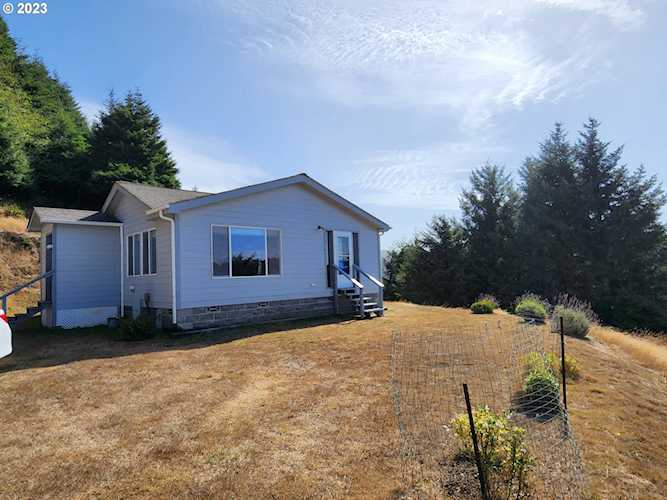 94865 N Bank Pistol River RD Gold Beach, OR 97444