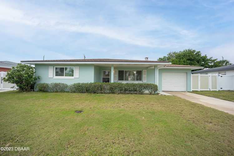 22 Oakview Circle Ormond Beach, FL 32176