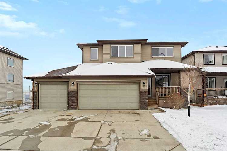 6 Hanson Way NE Langdon, AB T0J 1X1