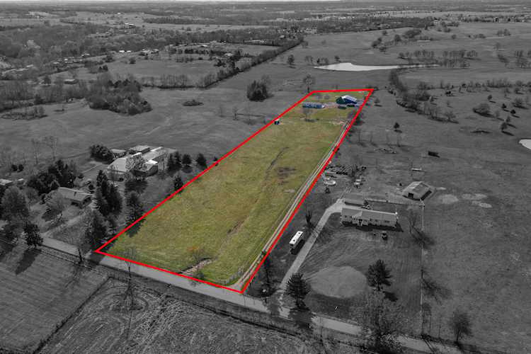 550 Paradise Camp Rd Harrodsburg, KY 40330