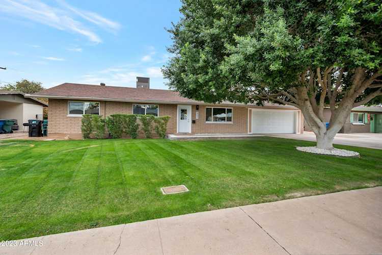 827 N Lesueur -- Mesa, AZ 85203