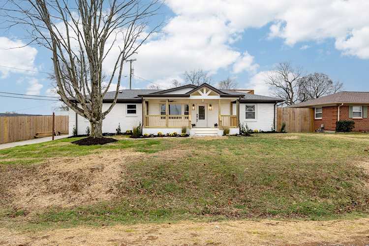 2803 Huntleigh Dr Nashville, TN 37206