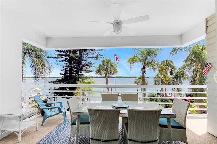 615 Dream Island Rd #202 Longboat Key, FL 34228