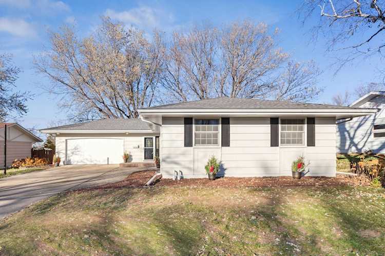 8600 34th Avenue N New Hope, MN 55427