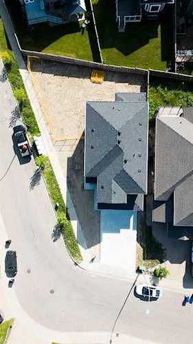 643 Heritage Dr Fort McMurray, AB T9K 2