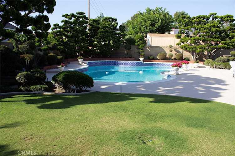 10141 Tyler Ct Westminster, CA 92683