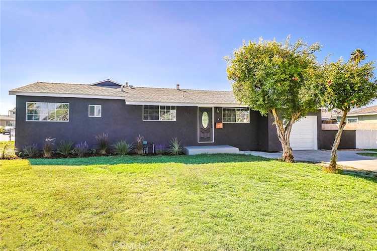 6591 Val Verde Ave Buena Park, CA 90621