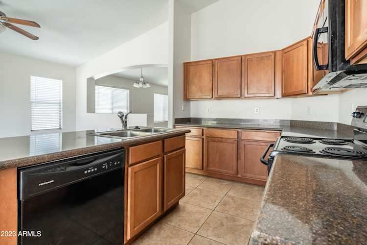 414 S 112th Dr Avondale, AZ 85323
