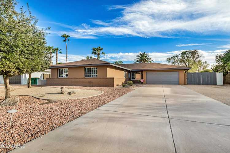 411 E Cascada Rd Litchfield Park, AZ 85340