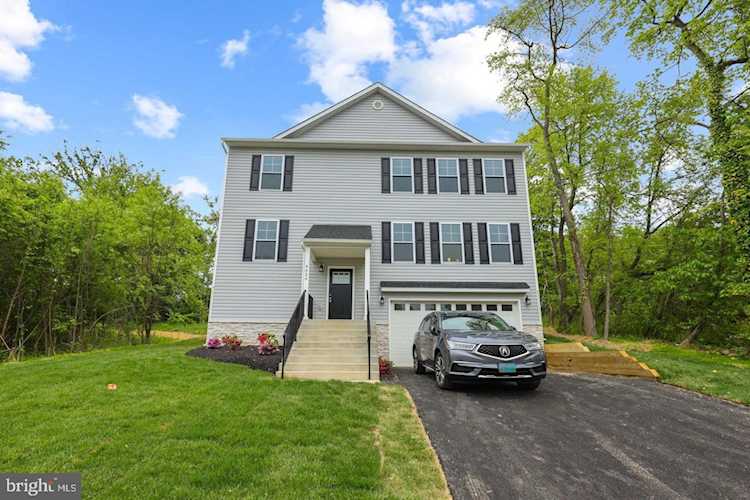 8017 Outing Ave Pasadena, MD 21122