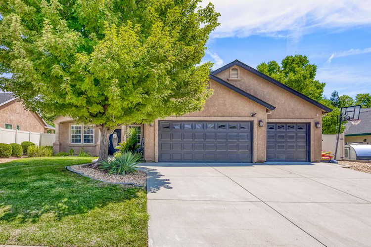 2169 Cadjew St Redding, CA 96003