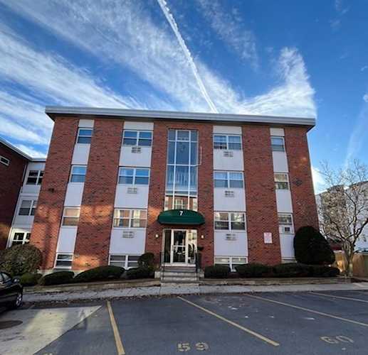 7 Commonwealth Ct #16 Boston, MA Brighton 02135 | Town Property Group Photo 1
