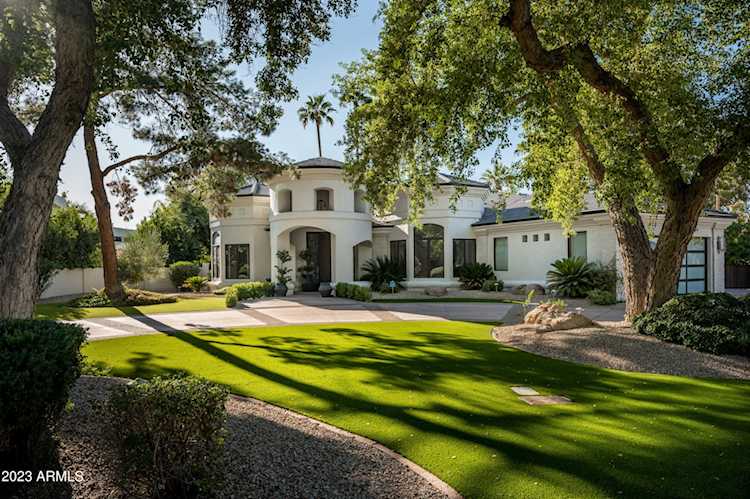 8480 N Canta Bello Dr Paradise Valley, AZ 85253