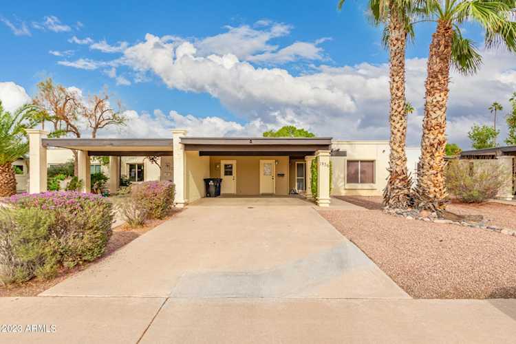 1956 E Oxford Dr Tempe, AZ 85283