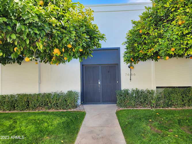 7666 E Minnezona Ave Scottsdale, AZ 85251