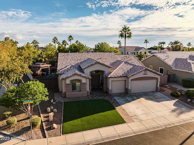 2861 E Ranch Ct Gilbert, AZ 85296