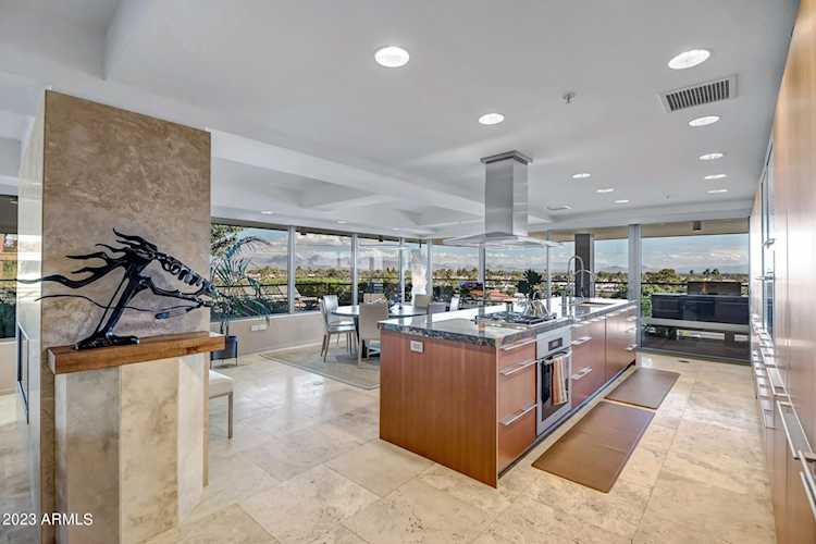 7167 E Rancho Vista Dr #6004 Scottsdale, AZ 85251
