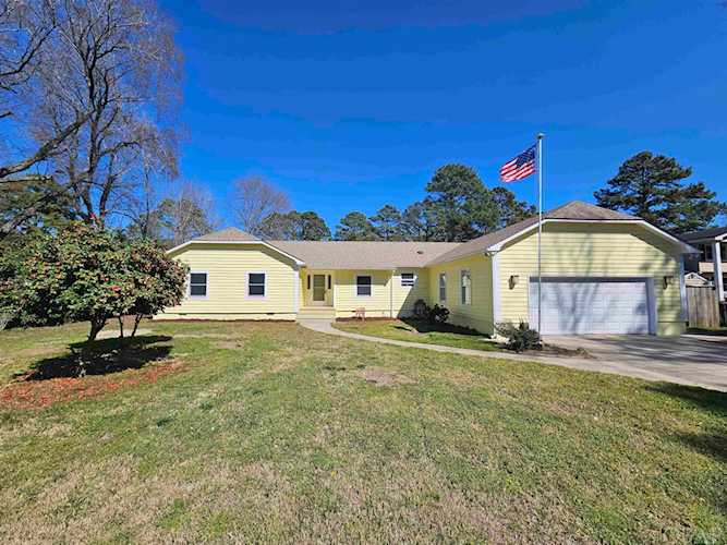 48 Duck Woods Drive Southern Shores, NC 27949