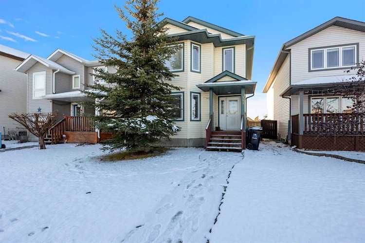 144 Chestnut Way Fort McMurray, AB T9K 0