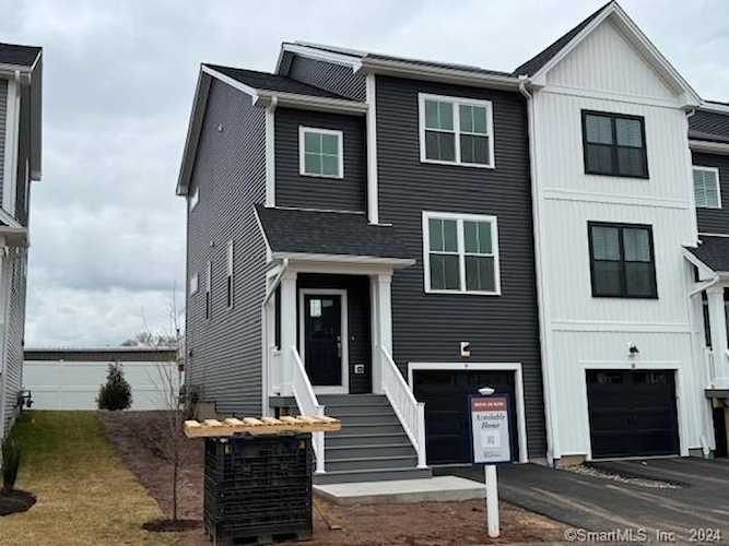 9 Soderman Way #9 Cheshire, CT 06410